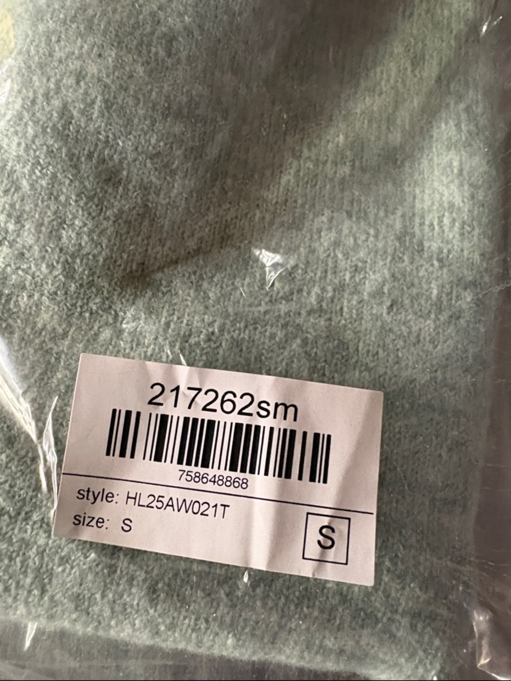 057 NWT Boutique Brand Ever Sage Hoodie Sweater NWT - Picture 3 of 6